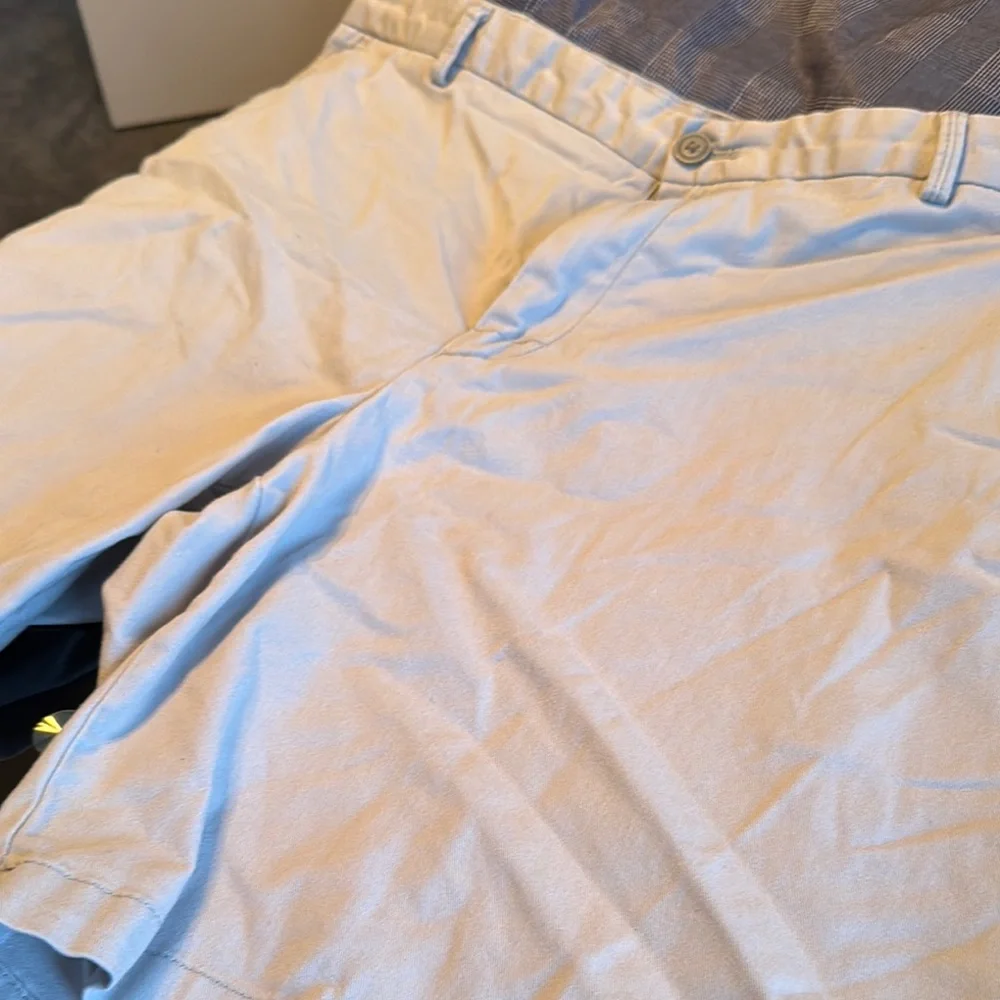 IZOD Saltwater Stretch Khaki Pants - Picture 3 of 3